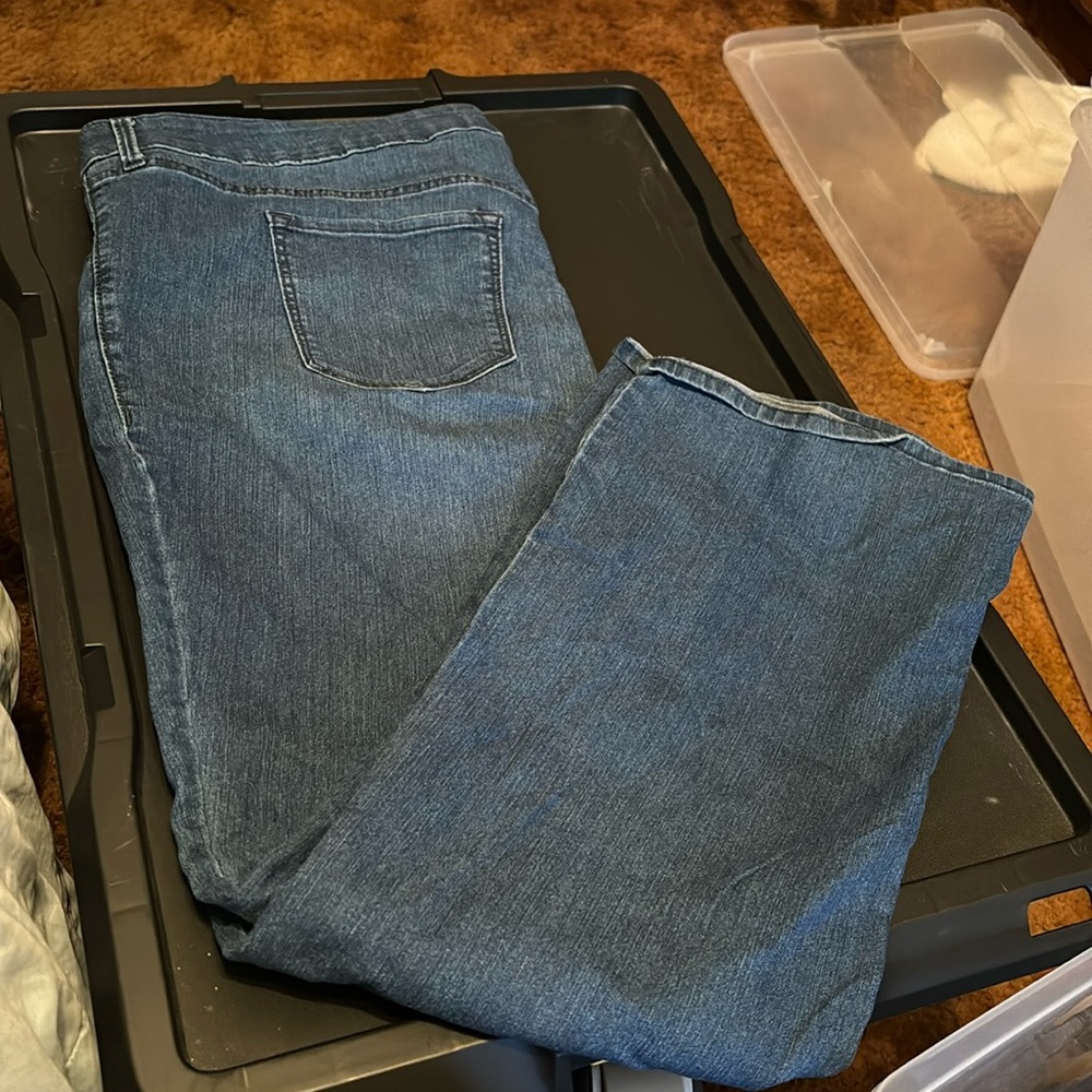 Old navy bootcut kicker jeans 22 plus